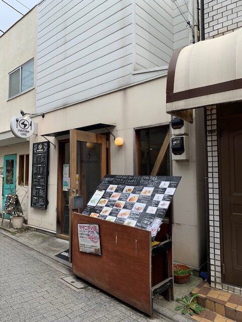 カフェ「Inazuma cafe」